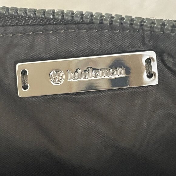 Lululemon Double Up Pouch Dark Olive Wristlet - Picture 11 of 12